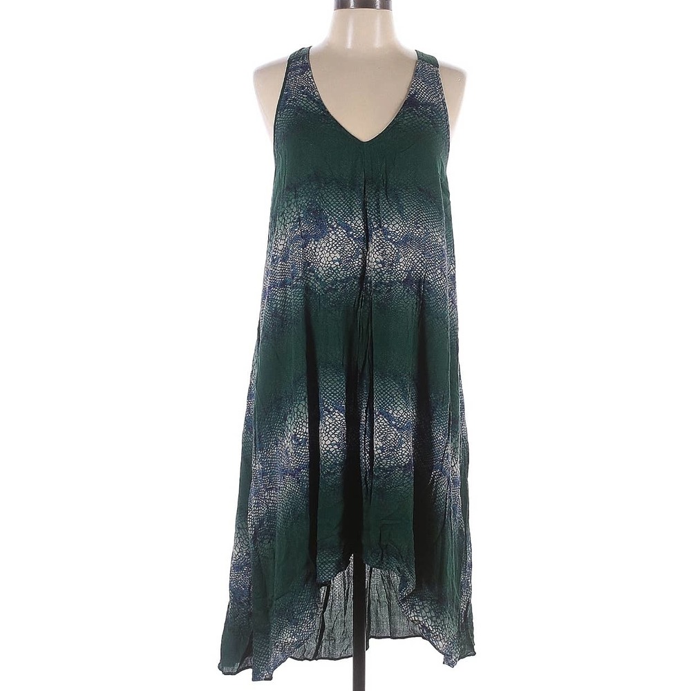 Green and White V-Neck Sleeveless Midi Dress